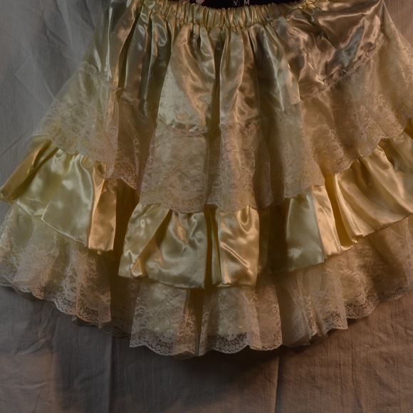 Sz Girls M frill skirt ALTEREGO NWT - Picture 4 of 4